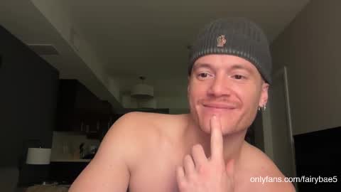 Travis online show from 11-28-25, 07:44