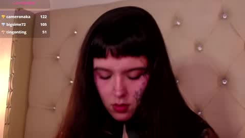 Snapshot of fairyflexxx chatting on 12-04-24, 04:16 Fairy online show from 12-04-24, 04:16