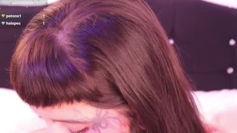 Snapshot of fairyflexxx chatting on 02-25-25, 09:57 Fairy online show from 02-25-25, 09:57