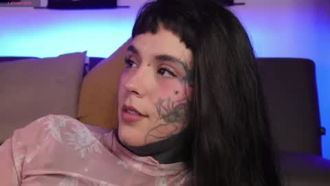 Snapshot of fairyflexxx chatting on 10-02-25, 03:46 Fairy online show from 10-02-25, 03:46