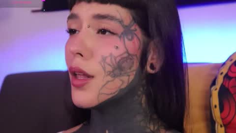 Snapshot of fairyflexxx chatting on 11-22-25, 09:47 Fairy online show from 11-22-25, 09:47