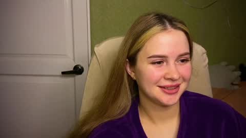 Ilona online show from 04-11-26, 04:44