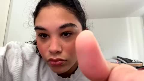 Snapshot of fairykatie chatting on 12-17-25, 06:25 fairykatie online show from 12-17-25, 06:25