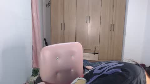 fairylatin online show from 02-07-25, 10:40