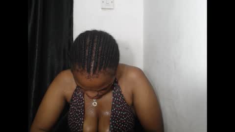 Snapshot of fairyslut9 chatting on 02-22-26, 01:18 fairyslut9 online show from 02-22-26, 01:18