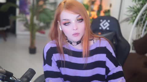 faith_chan online show from 01-11-25, 07:28