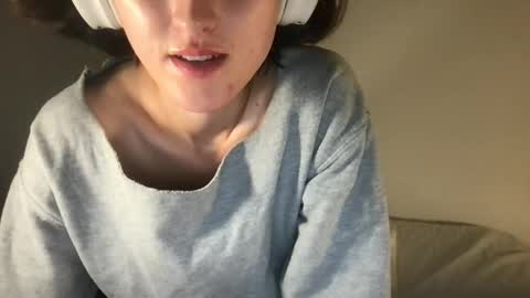 Haydee online show from 11-19-25, 03:28