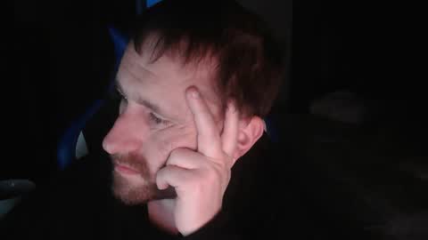 falcn2001 online show from 01-18-26, 04:05