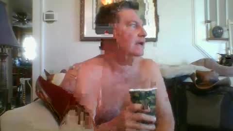 Snapshot of falconbator8 chatting on 01-10-25, 03:06 falconbator8 online show from 01-10-25, 03:06