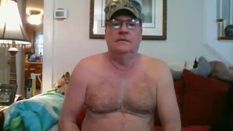 Snapshot of falconbator8 chatting on 02-16-25, 01:38 falconbator8 online show from 02-16-25, 01:38