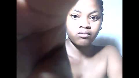 Snapshot of falielyse chatting on 09-30-25, 05:56 falielyse online show from 09-30-25, 05:56