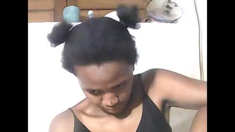 Snapshot of falielyse chatting on 10-26-25, 07:53 falielyse online show from 10-26-25, 07:53