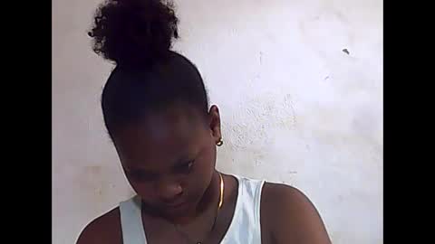 Snapshot of falielyse chatting on 11-10-25, 10:58 falielyse online show from 11-10-25, 10:58