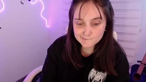 Snapshot of fallenag__ chatting on 06-22-26, 04:53 OF fallenag 1 online show from 06-22-26, 04:53