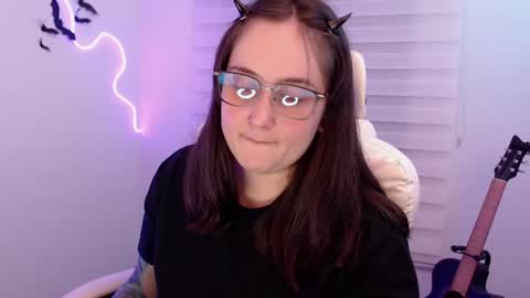 Snapshot of fallenag__ chatting on 07-01-26, 01:51 OF fallenag 1 online show from 07-01-26, 01:51