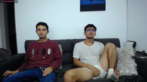 FallGays online show from 03-09-25, 01:35