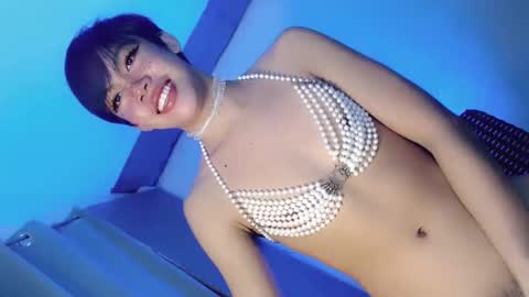 Snapshot of fallinlovewithivy chatting on 02-01-25, 06:08 Ivy Lauren online show from 02-01-25, 06:08