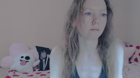Snapshot of fanatka chatting on 03-17-26, 05:44 BUNNYGal online show from 03-17-26, 05:44