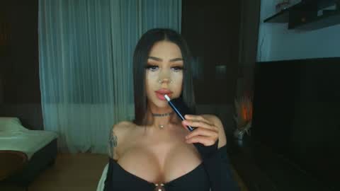 Jennifer online show from 04-08-26, 07:25