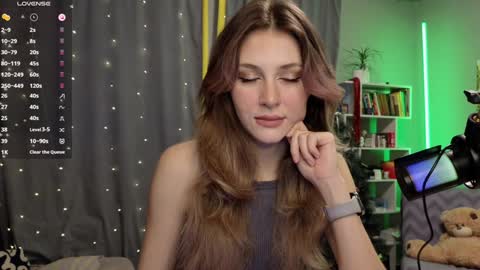 Snapshot of fancymeee chatting on 01-18-25, 11:00 fancymeee online show from 01-18-25, 11:00