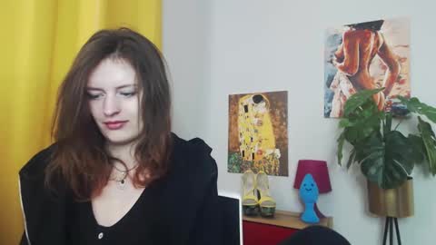 Nadine online show from 02-25-25, 06:25