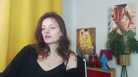 Nadine online show from 09-16-25, 05:08