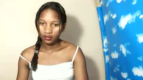 Snapshot of faniriah27 chatting on 10-14-25, 07:03 faniriah27 online show from 10-14-25, 07:03