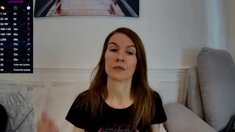 Snapshot of fanny_posy chatting on 05-04-26, 10:55 Fanny online show from 05-04-26, 10:55
