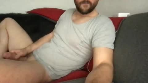 Alex online show from 11-11-25, 01:33