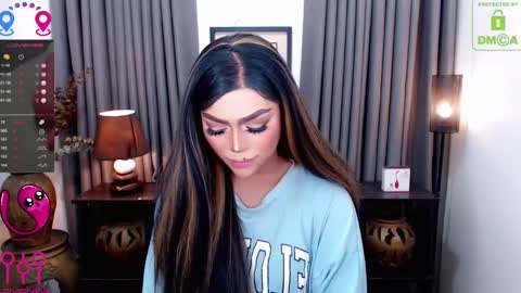 Snapshot of fantacyoflove chatting on 12-25-24, 09:54 YASI online show from 12-25-24, 09:54