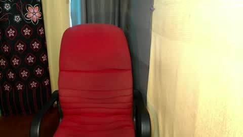 Snapshot of fantastic_allena07 chatting on 06-30-26, 12:33 Allena online show from 06-30-26, 12:33