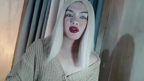 Snapshot of fantasticcock69_daniella chatting on 04-30-26, 10:43 DANIELLA - DONT FORGET TO GIVE ME A THUMBSU UP online show from 04-30-26, 10:43