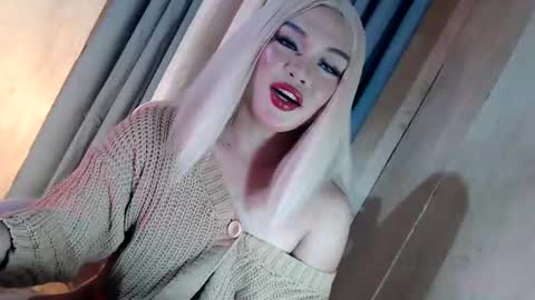 Snapshot of fantasticcock69_daniella chatting on 05-22-26, 10:37 DANIELLA - DONT FORGET TO GIVE ME A THUMBSU UP online show from 05-22-26, 10:37