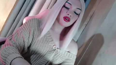 Snapshot of fantasticcock69_daniella chatting on 06-01-26, 10:50 DANIELLA - DONT FORGET TO GIVE ME A THUMBSU UP online show from 06-01-26, 10:50