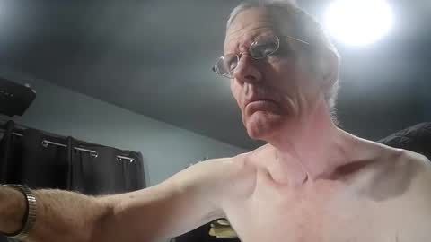 fantasyresort online show from 12-15-25, 02:16