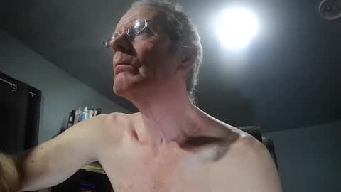 fantasyresort online show from 12-23-25, 04:10