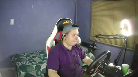 Snapshot of faon_ chatting on 11-10-25, 04:44 faon_ online show from 11-10-25, 04:44