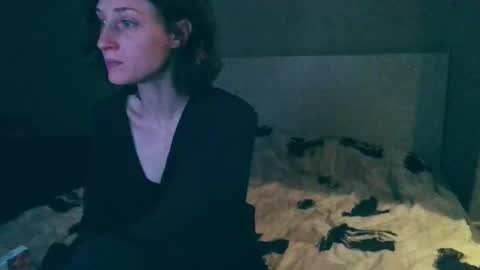 Snapshot of fapputa chatting on 11-17-25, 11:54 Kira online show from 11-17-25, 11:54