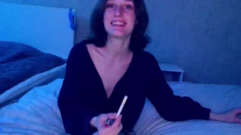 Snapshot of fapputa chatting on 01-18-26, 01:42 Kira online show from 01-18-26, 01:42