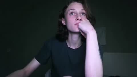 Snapshot of fapputa chatting on 06-18-26, 12:22 Kira online show from 06-18-26, 12:22