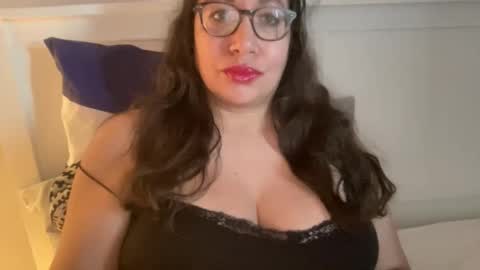 Snapshot of farahday chatting on 09-24-25, 07:23 Farah online show from 09-24-25, 07:23