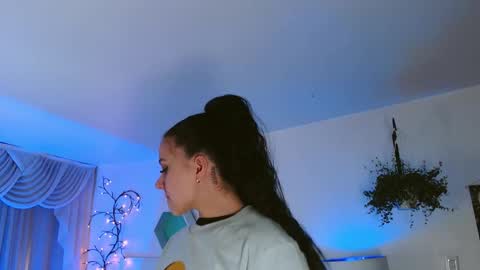 Farah online show from 02-21-26, 12:06