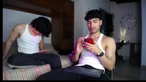 Snapshot of farid_24 chatting on 06-19-26, 03:11 farid_24 online show from 06-19-26, 03:11