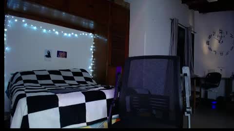 Snapshot of farid_24 chatting on 07-11-26, 02:58 farid_24 online show from 07-11-26, 02:58