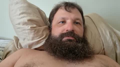 Snapshot of farm2boy chatting on 03-27-26, 05:01 Farm2boy online show from 03-27-26, 05:01