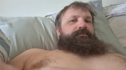 Snapshot of farm2boy chatting on 04-08-26, 05:46 Farm2boy online show from 04-08-26, 05:46