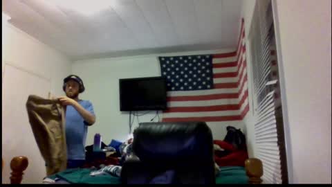 Snapshot of farmboy2398 chatting on 12-19-24, 04:34 farmboy2398 online show from 12-19-24, 04:34