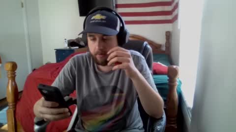 Snapshot of farmboy2398 chatting on 02-21-25, 05:42 farmboy2398 online show from 02-21-25, 05:42