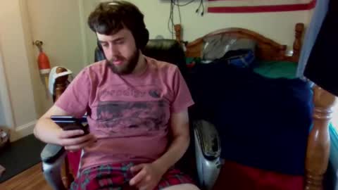 Snapshot of farmboy2398 chatting on 11-21-25, 07:45 farmboy2398 online show from 11-21-25, 07:45