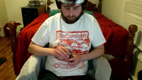 Snapshot of farmboy2398 chatting on 03-08-26, 02:04 farmboy2398 online show from 03-08-26, 02:04